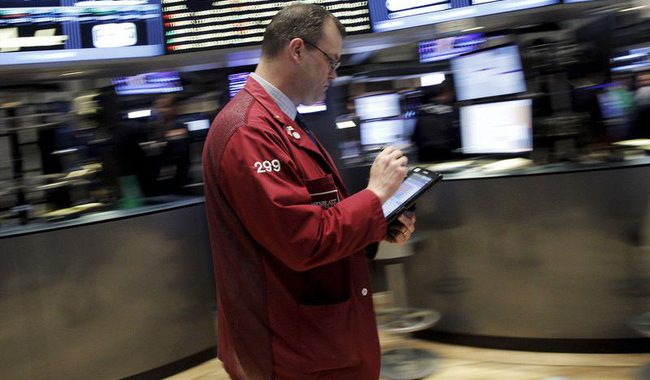 Dow Jones mất gần 1.000 điểm kể từ đầu tuần, chứng khoán Mỹ chưa thấy điểm sáng